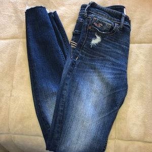Hollister high wasted skinny jeans